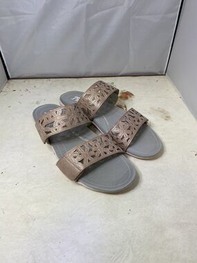 JBU Sport Sandals Women 10 M Pink Vegan Floral Cut Out Memory Foam Jambu Shoes